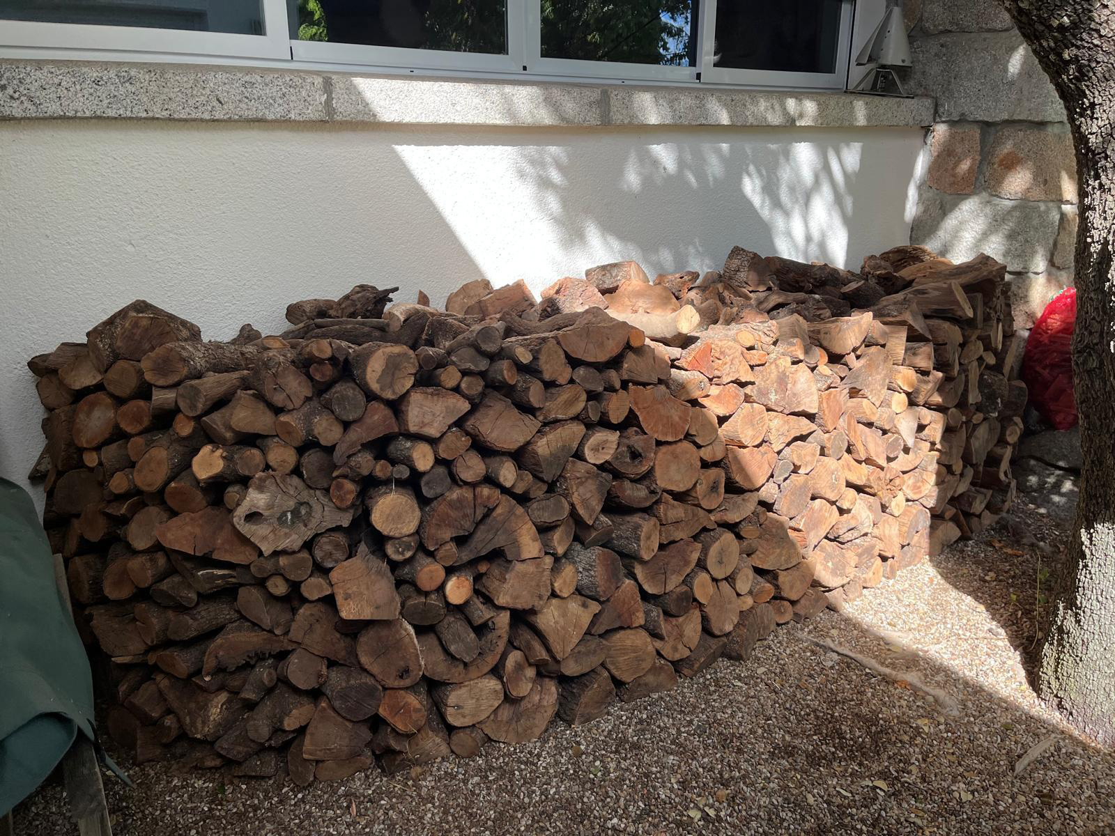 Leña de encina seca, colocación incluida